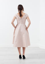 Load image into Gallery viewer, Robe Dress